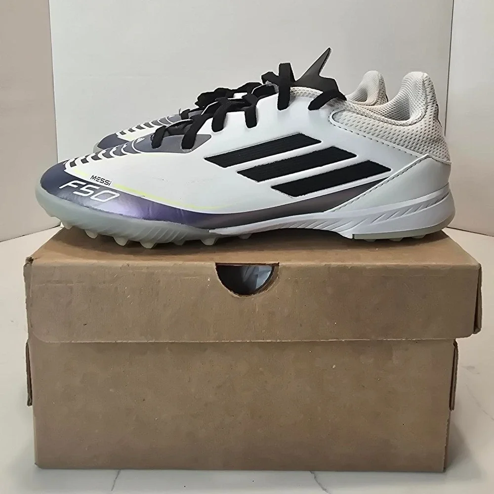 The Unbranded Brand adidas f50